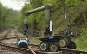 Robot artificiere | Army bomb disposal robot