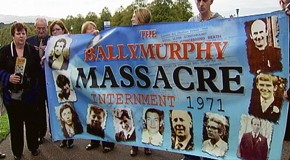 Famiglie di Ballymurphy a Stormont