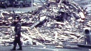 1971: bomba al McGurk's Bar