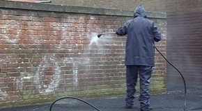 Omicidio Kerr: graffiti nel Bogside a Derry