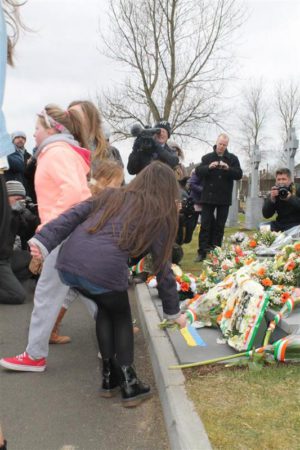 32 CSM - Easter 2013 - City Cemetery, Creggan - Derry