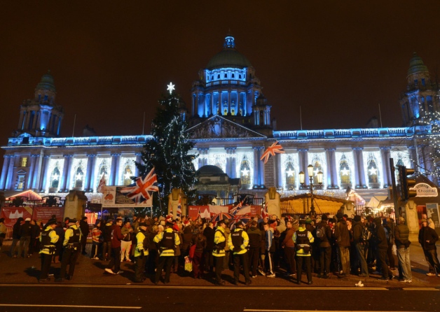 Protesta alla City Hall di Belfast
