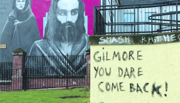 Graffiti contro Raymond Gilmour a Derry